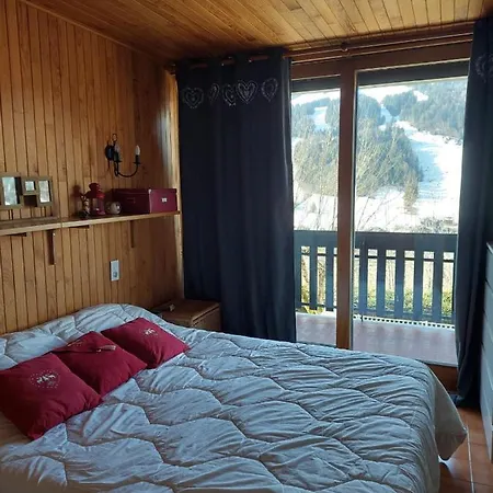 Les Fayards Apartment