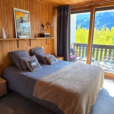 Les Fayards Apartment *